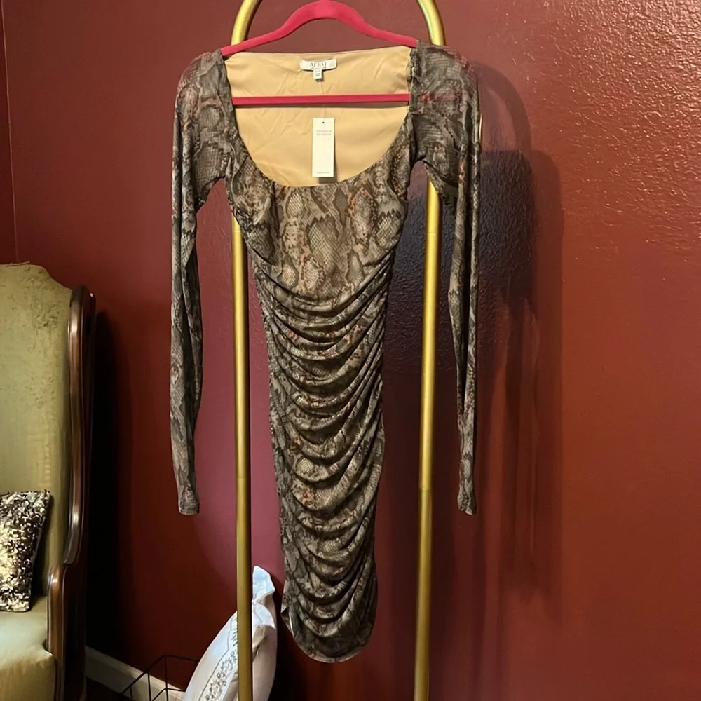 Mesh Snake Print Mini - Picture 1 of 4
